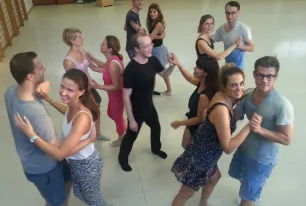 Salsa Tanz Sportprogramm