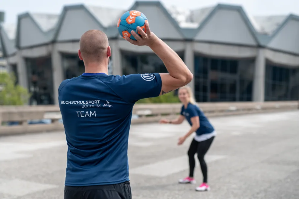 Team Hochschulsport spielt auf dem Forum
