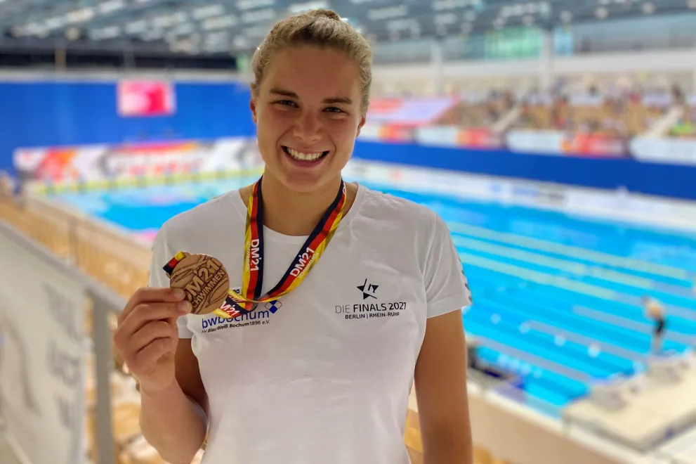 Anna Kroniger Spitzensport Schwimmen