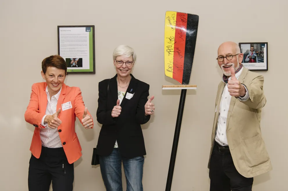 Spitzensport Unterzeichnung Vertrag 2