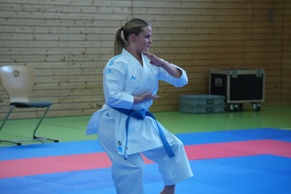 DHM Karate Lara Boeddinghaus