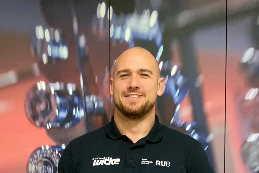 Rezeptionist Ilia Todorov