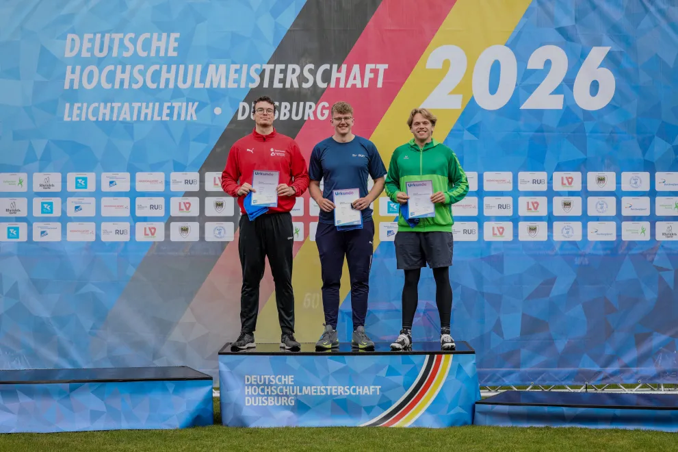 Siegerehrung im Diskuswerfen - Marcel Reisch gewinnt Gold.